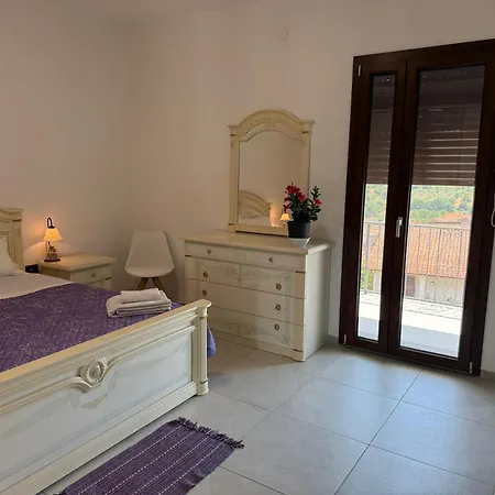 Omodeo Holiday home *